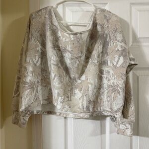 Hollister Cream Leaf Pattern Sweatshirt